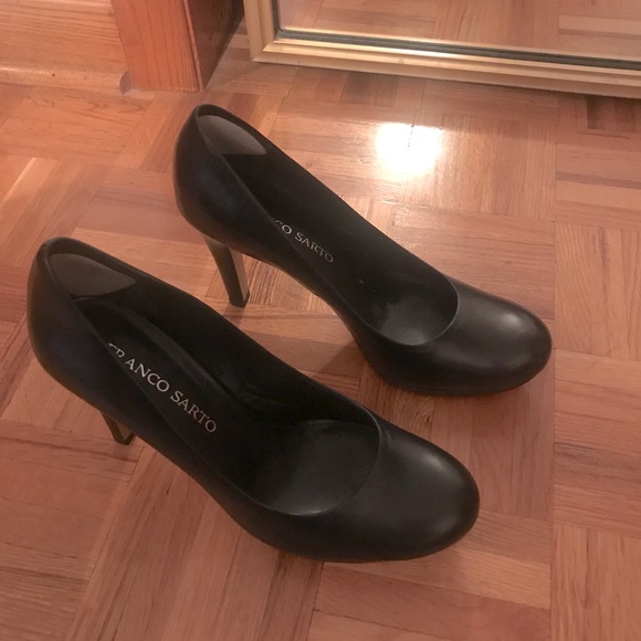 Classic black pumps 3.5 inch heel - Picture 2 of 2